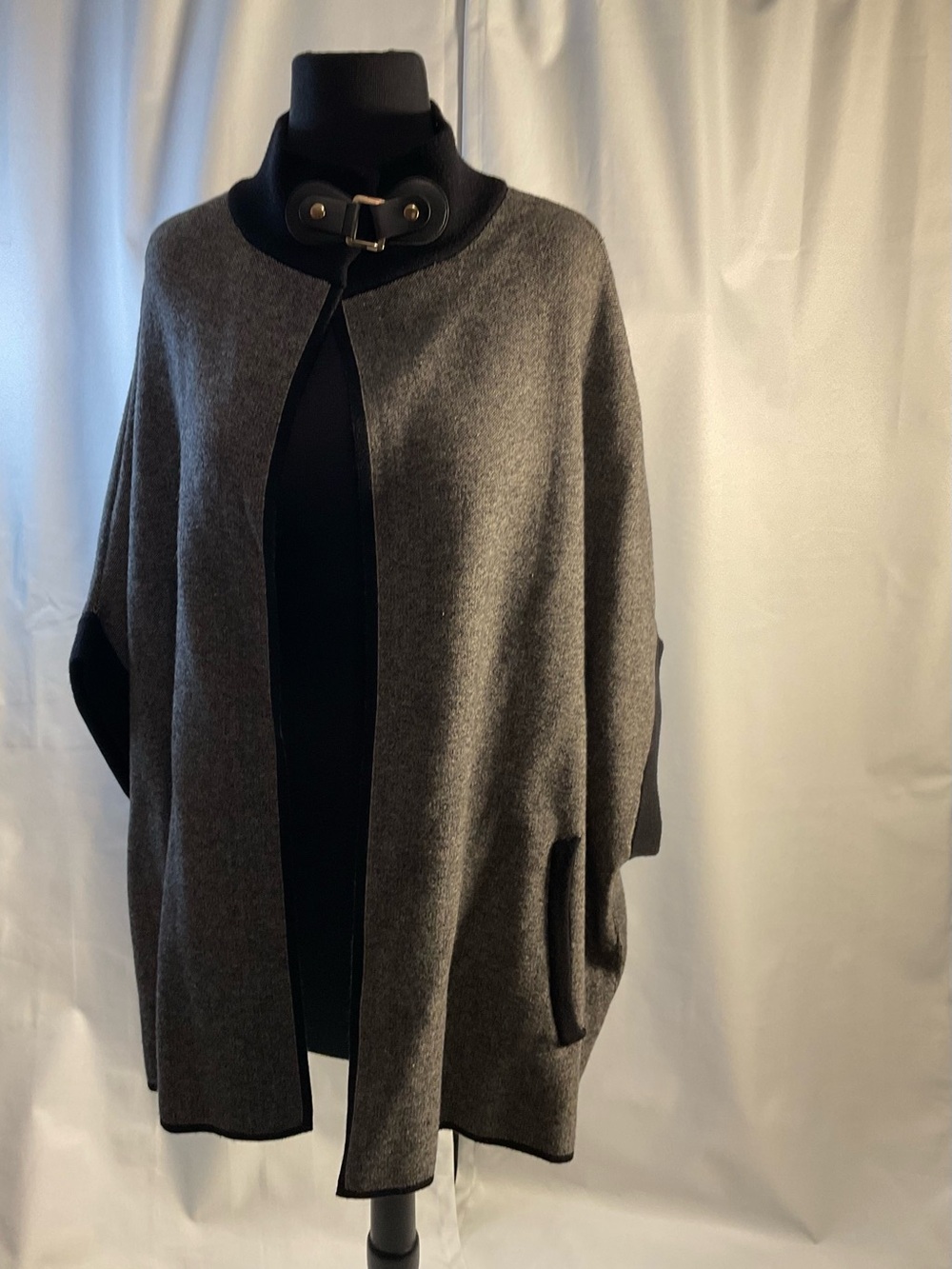 Charlie Paige Gray Cape Sweater with Black Contrast Collar
